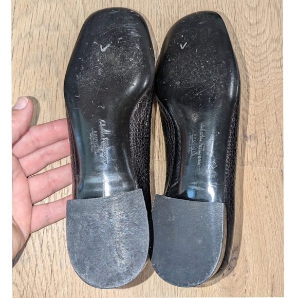 Vintage Ferragamo Gancini Logo Loafer - Picture 8 of 8